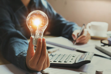 字谜.接音的古诗 歇后语 对联 笑话.和汉字的历史