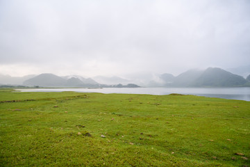 谁能帮我找到关于四年级下简便运算的300道题