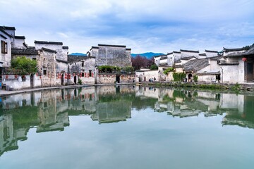 谁能帮我找到关于四年级下简便运算的300道题