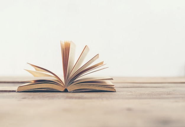 经济学十部经典著作是什么？